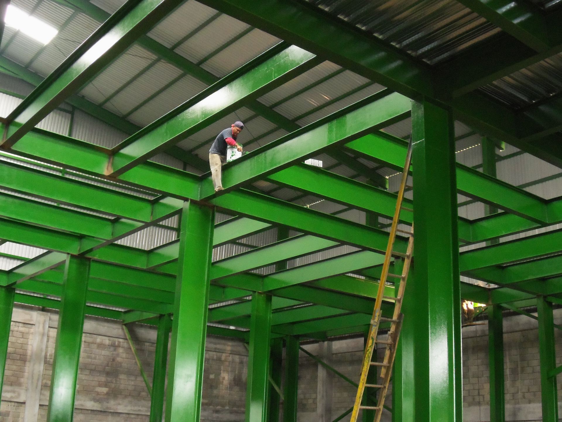 Nave industrial Industrias Garend en Alajuela